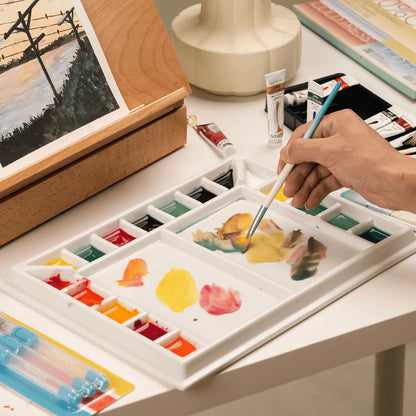 MEEDEN Studio Porcelain Watercolour Paint Palette