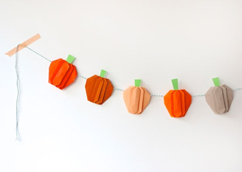 Halloween Crafts - Origami Pumpkin Garland